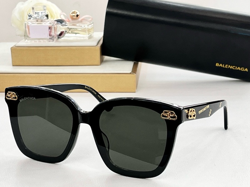 Balenciaga Sunglasses 150